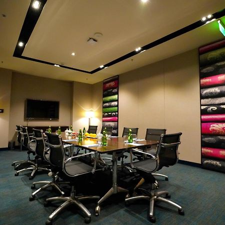 Fairfield By Marriott Bengaluru Rajajinagar Hotel Kültér fotó
