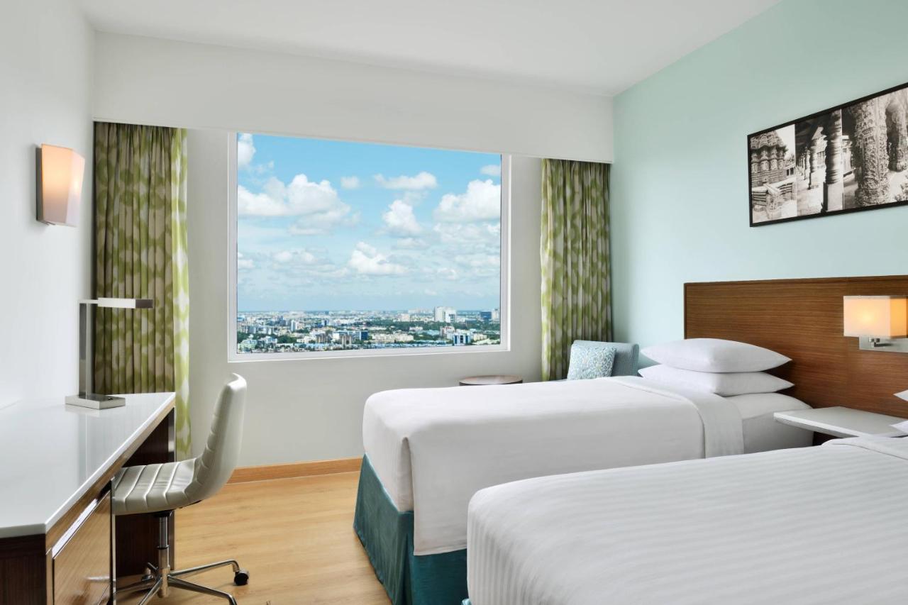 Fairfield By Marriott Bengaluru Rajajinagar Hotel Kültér fotó